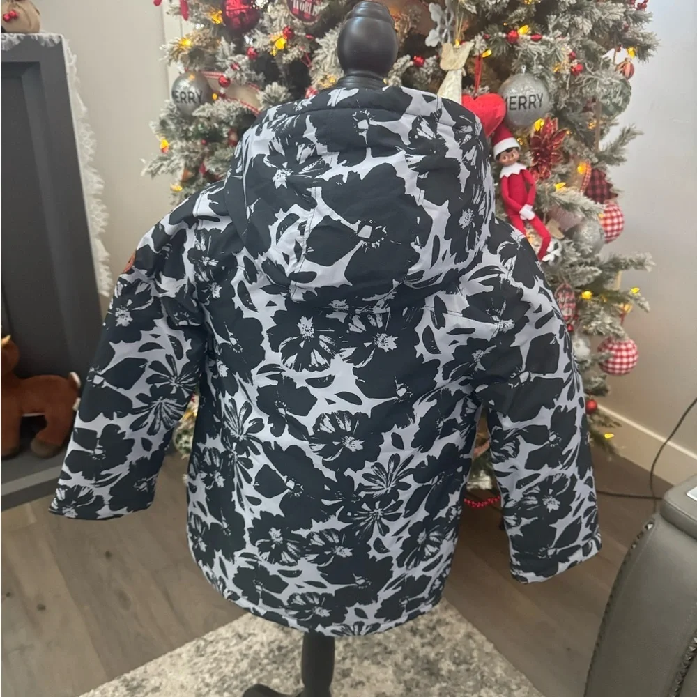 Roxy Girls Hooded Winter Jacket Black Floral Pink Lined Size 7/8